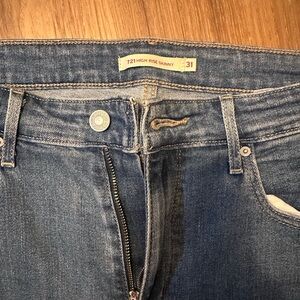 Levi's Women's High Rise skinny Blue Jeans